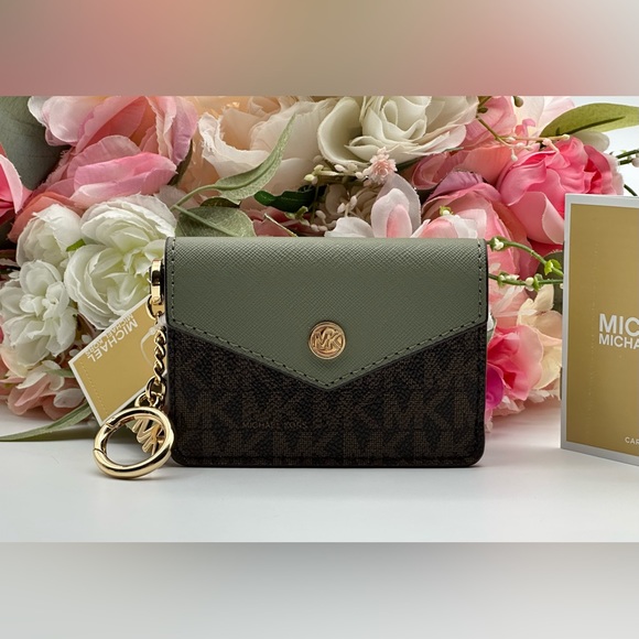 Michael Kors Small Flap Key Ring Card Case - Picture 2 of 14